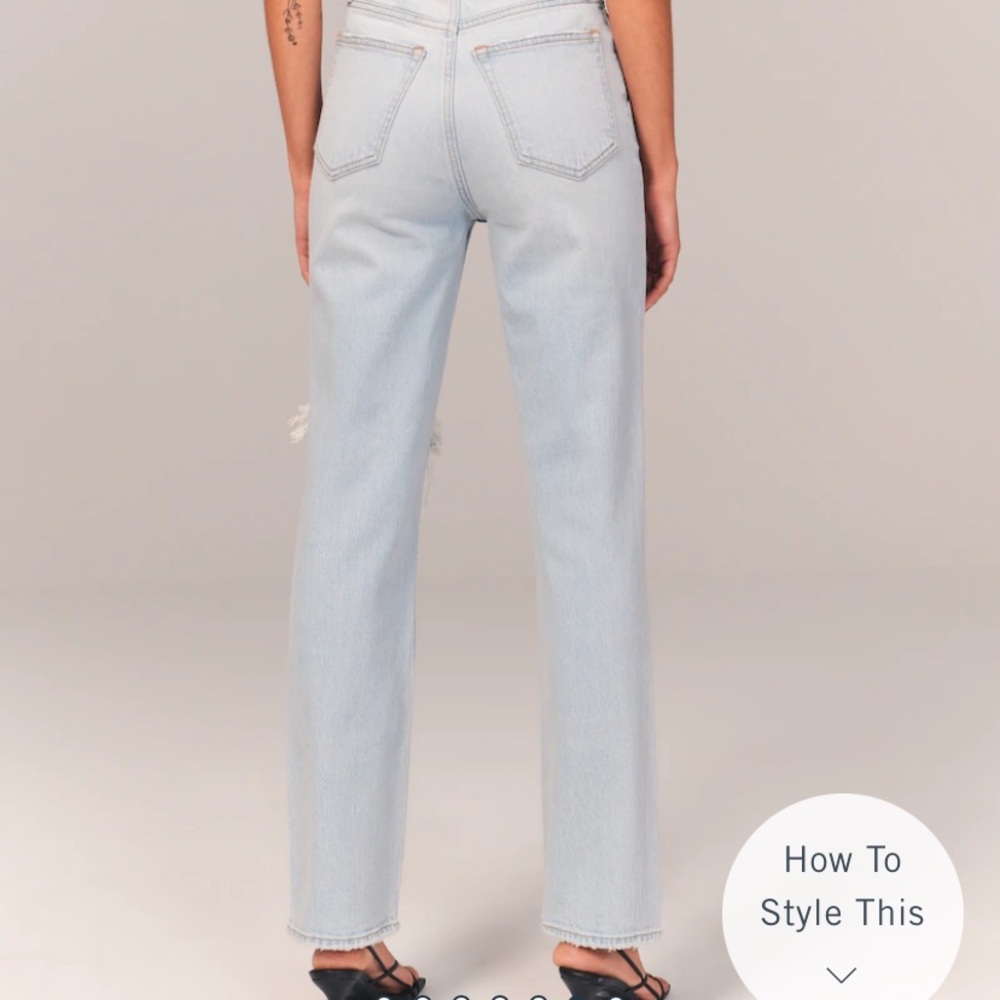 NWT Abercrombie & Fitch 90s Ultra High Rise Straight Jeans. 31L. - Picture 5 of 10